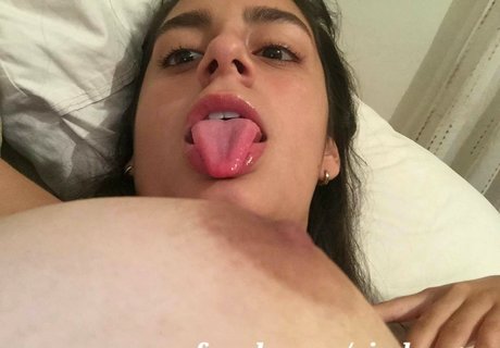 XioDanger model exclusive photo