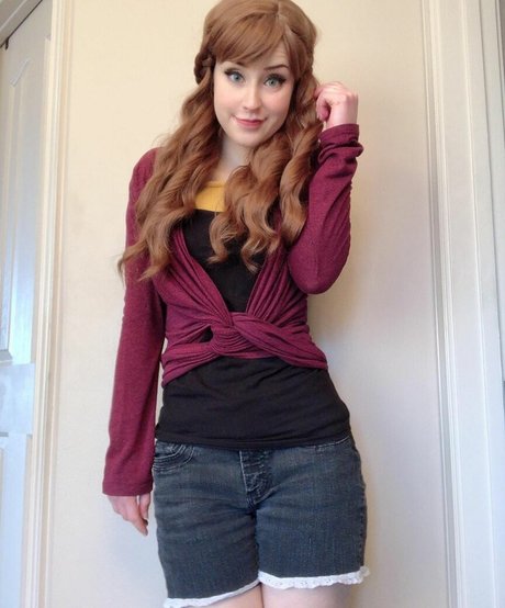 huge fake tits onlyfans hot pics