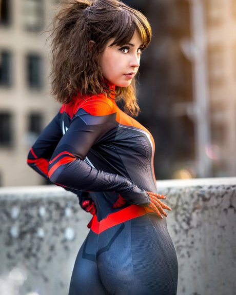 Raineemery pornstar nude pic