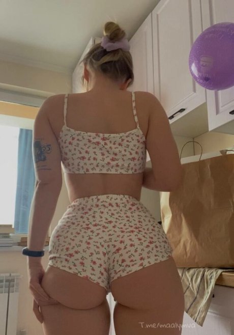 Malymvo4ka star naked picture