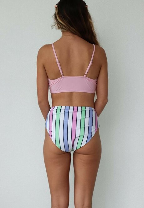 ai onlyfans pornographic image