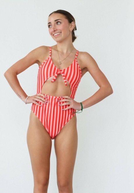 Brooklyn And Bailey beautiful star pictures