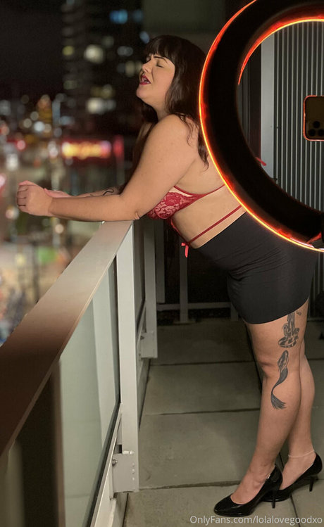 lolalovegoodxo exclusive star img