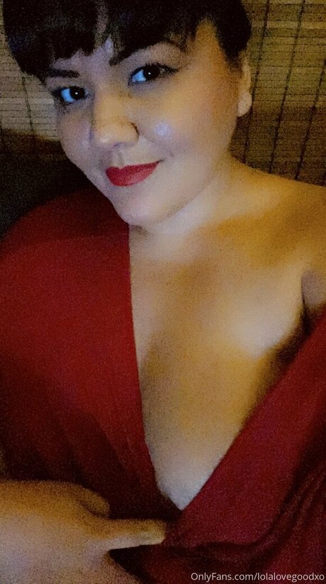 lolalovegoodxo pornographic star img