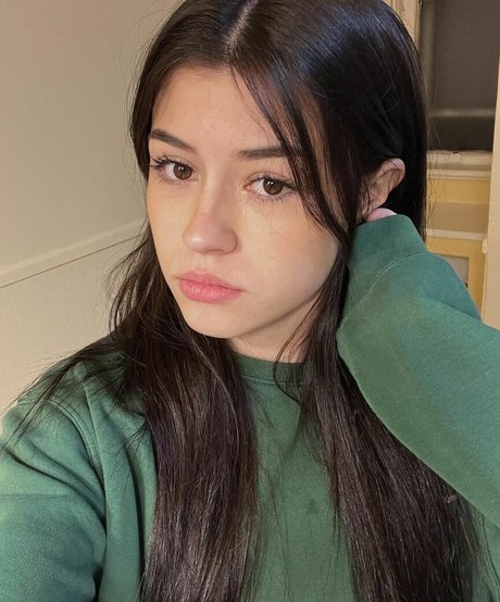 ava rxsee naked star photo