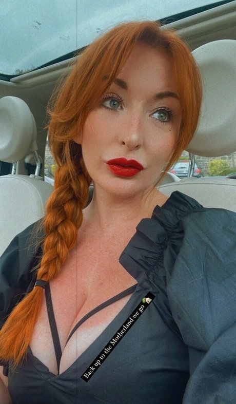 Laura Dawson beautiful star galleries