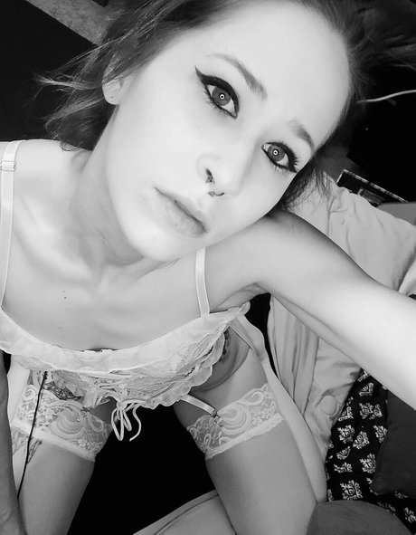 squat riding onlyfans top image