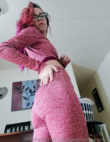 bellaenchantressxxx star nude img