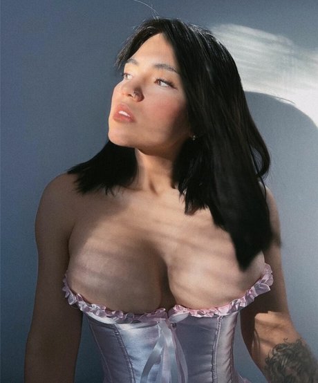 Iyari Berumen Iyib fit star hot archive