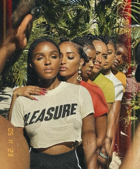 Janelle Jane Monae top actress galleries