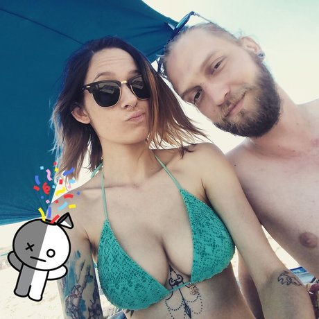 Poli Kap star exclusive image