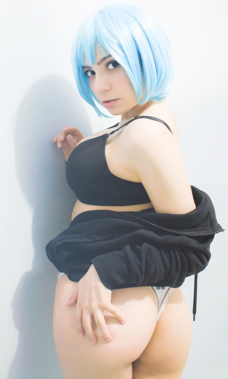 Juka Crasoves adult actress picture