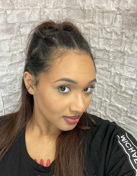 makeupbymicol model sexy pic