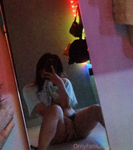 onlysg porn model picture