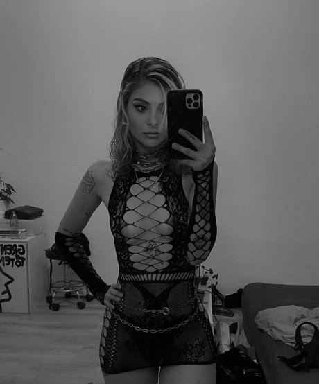 Fincansurat erotic star pictures