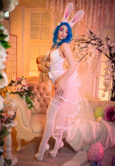 BloodyNyuu model pornographic image