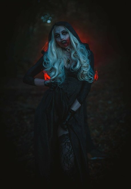 BloodyNyuu pornstar picture