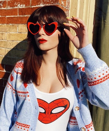 Sally LoMonaco pornstar xxx archive