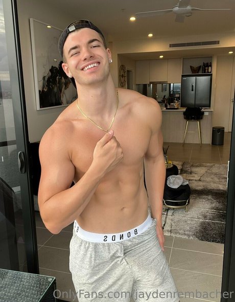 jaydenrembacher art model pic