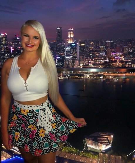 corpus onlyfans beautiful picture