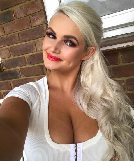 Zandra May star hot galleries