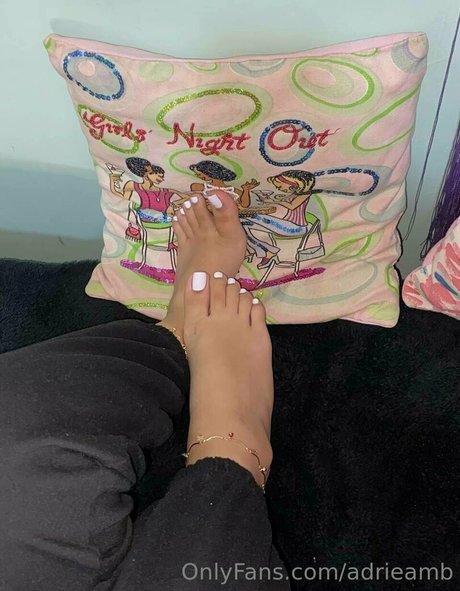 Adrieamb exclusive star pictures