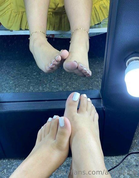 Adrieamb porn actress gallery