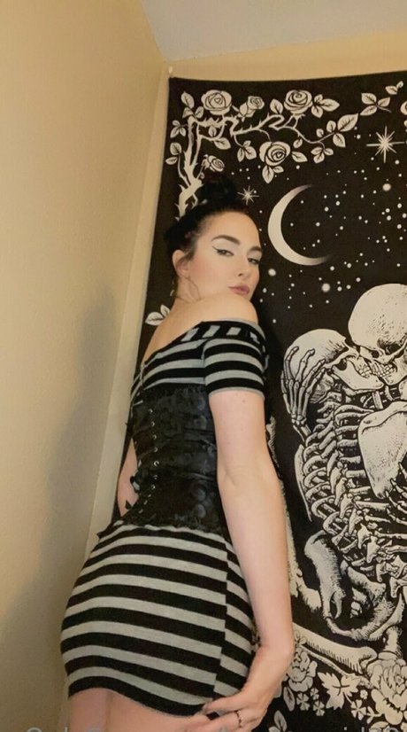 scarlottnyx22 Profile pic