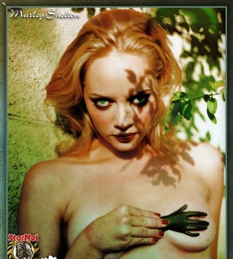 Marley Shelton top star photo