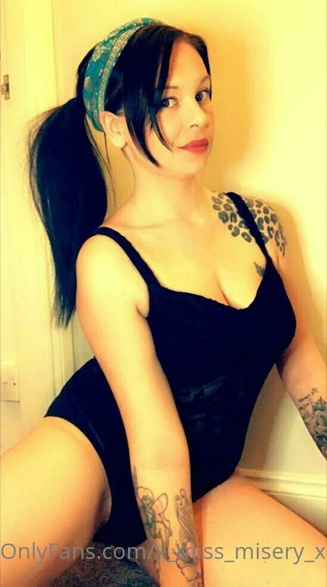 x miss misery x nudes actress photos