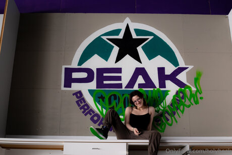 holyheck star free pics