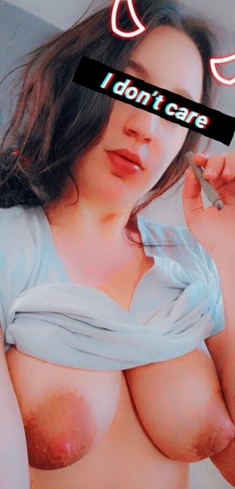 naughty wife life Profile pic