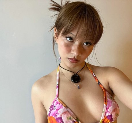 Leia Immanuel star pornographic images