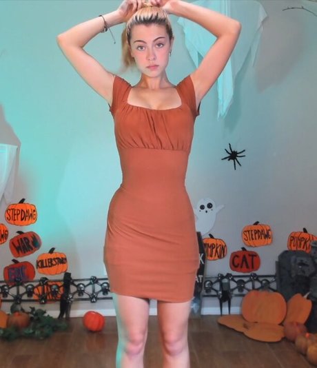 Jellyy Bree pornstar hot pics