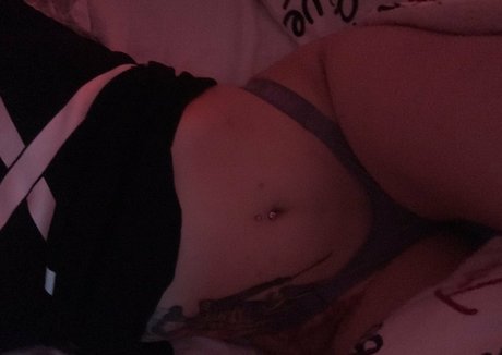 Crybabyxnina naked actress picture