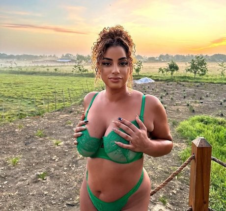 yinamenez adult star images