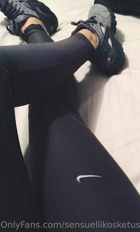 sensuellikosketus sex actress pictures