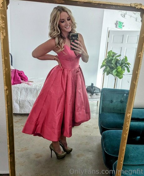 megnfit pornstar naked image