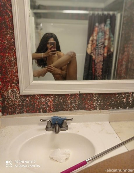 feliciathunnder hot star photos