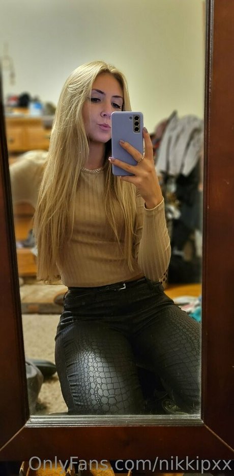 big tits lesbians onlyfans erotic pictures