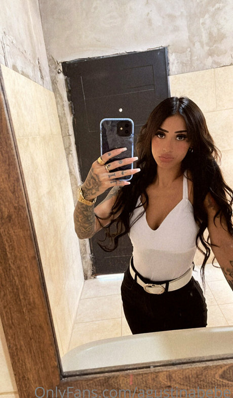 agustinabebe star high quality photo