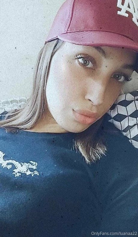 lulibb pretty pornstar photo