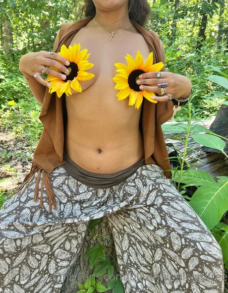 anapeaceandloveppv model art gallery