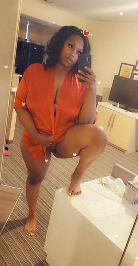 daagobbler adult model archive