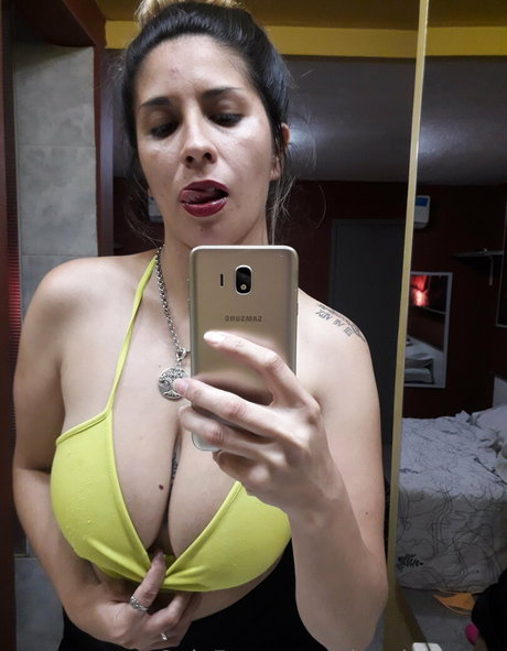 givepleasuree art actress gallery