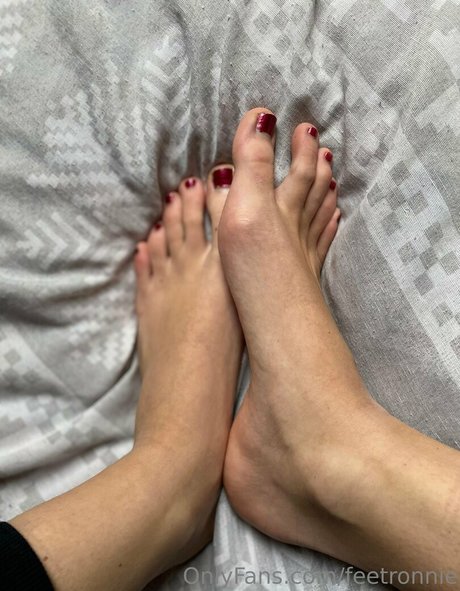 feetronnie star hd archive