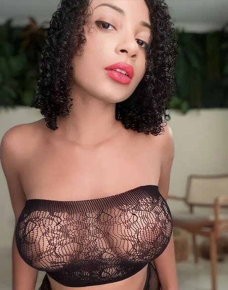 Amanda Luz pornstar high quality pics