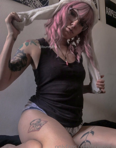 Vanilla Mon sex model pictures