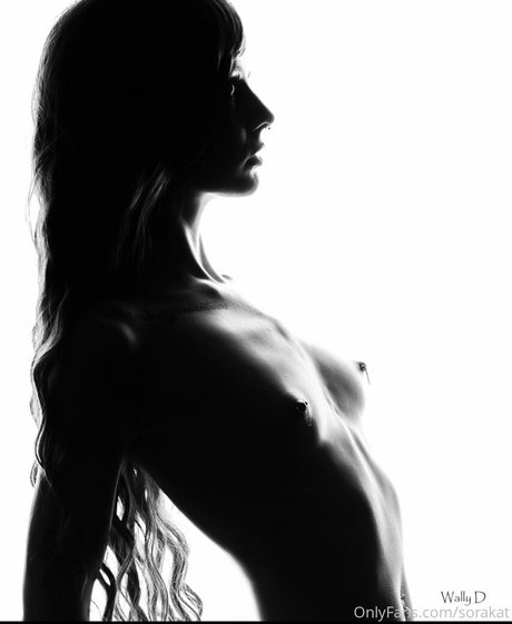 sorakat nude actress photos