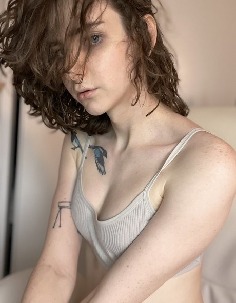 Miss Crows Nest nudes star image